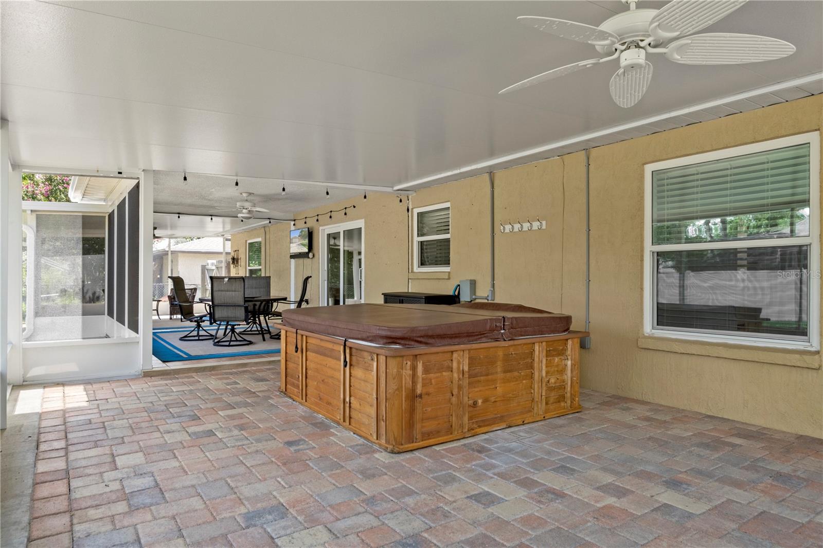 9799 HORIZON DR, SPRING HILL, FL — photo 32