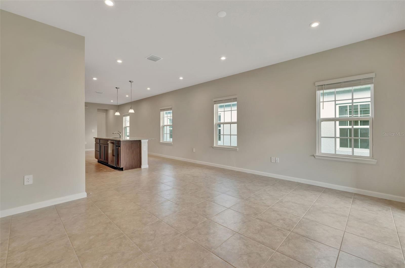 4525 PIPPIN LN, LAKEWOOD RANCH, FL — photo 11