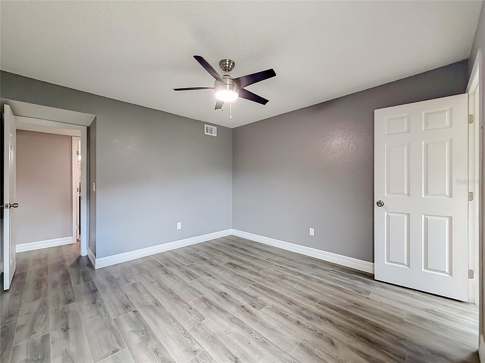 5144 CONROY RD #13, ORLANDO, FL — photo 24