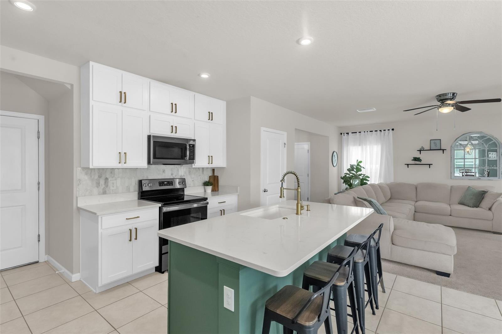 35179 BRIENNE ST, ZEPHYRHILLS, FL — photo 11
