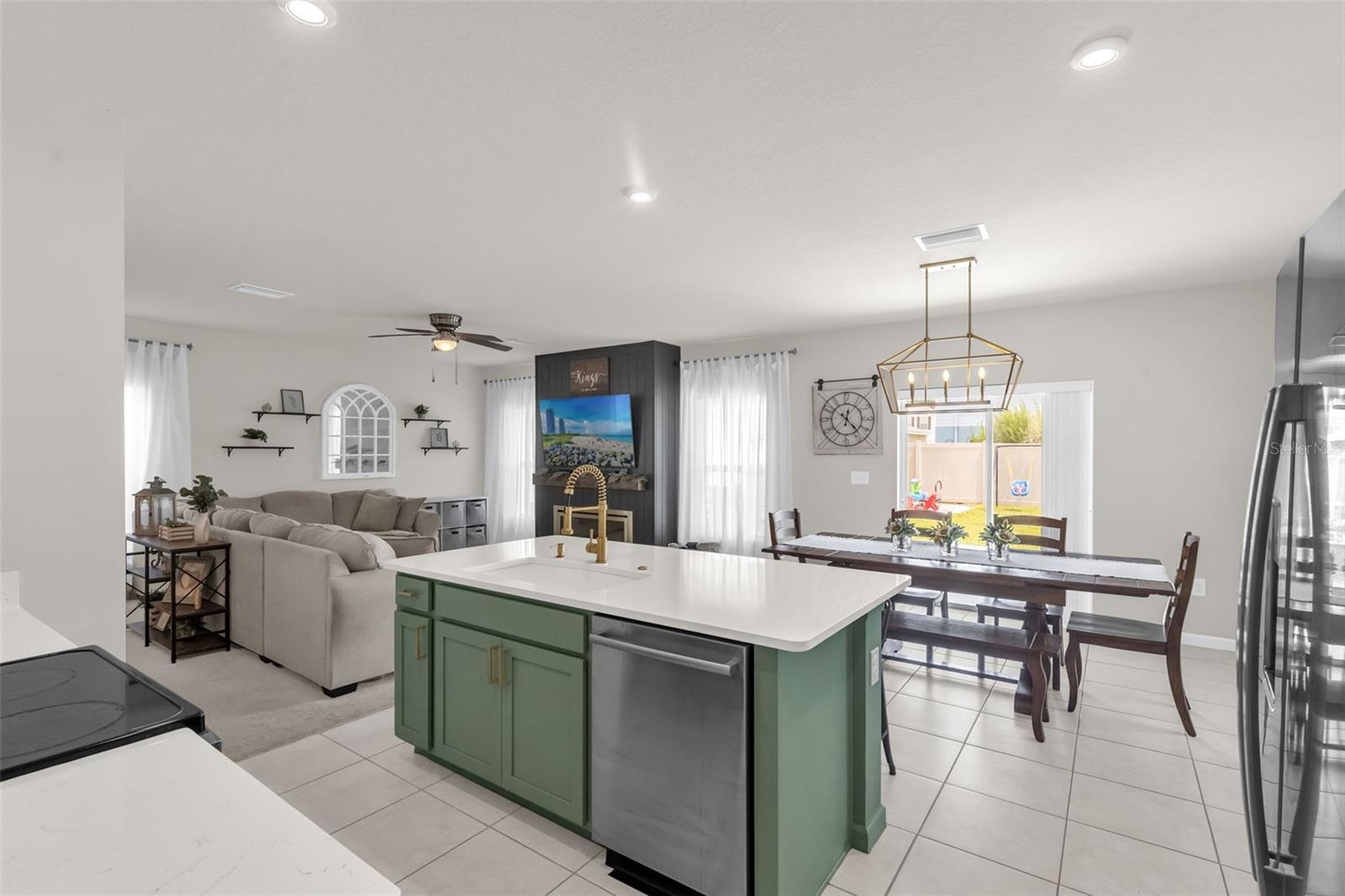 35179 BRIENNE ST, ZEPHYRHILLS, FL — photo 13