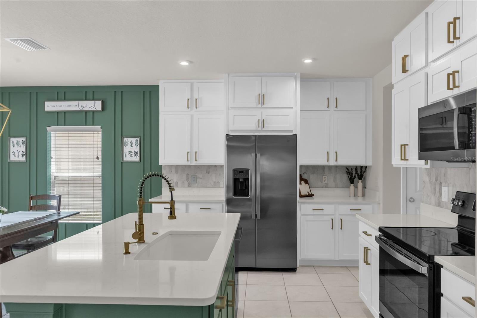 35179 BRIENNE ST, ZEPHYRHILLS, FL — photo 14