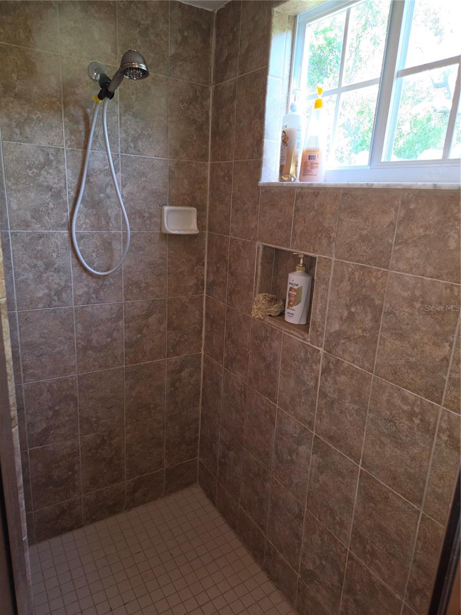 98 S HIGHLAND AVE #2002, TARPON SPRINGS, FL — photo 24