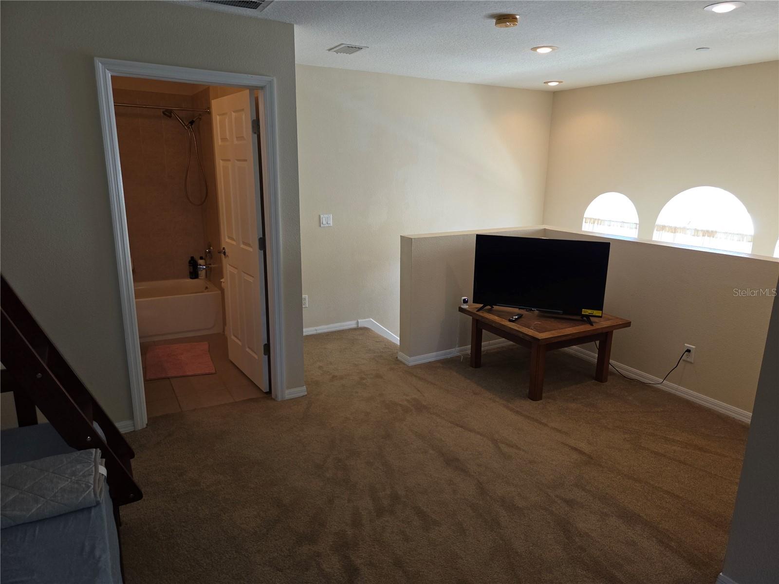 98 S HIGHLAND AVE #2002, TARPON SPRINGS, FL — photo 35