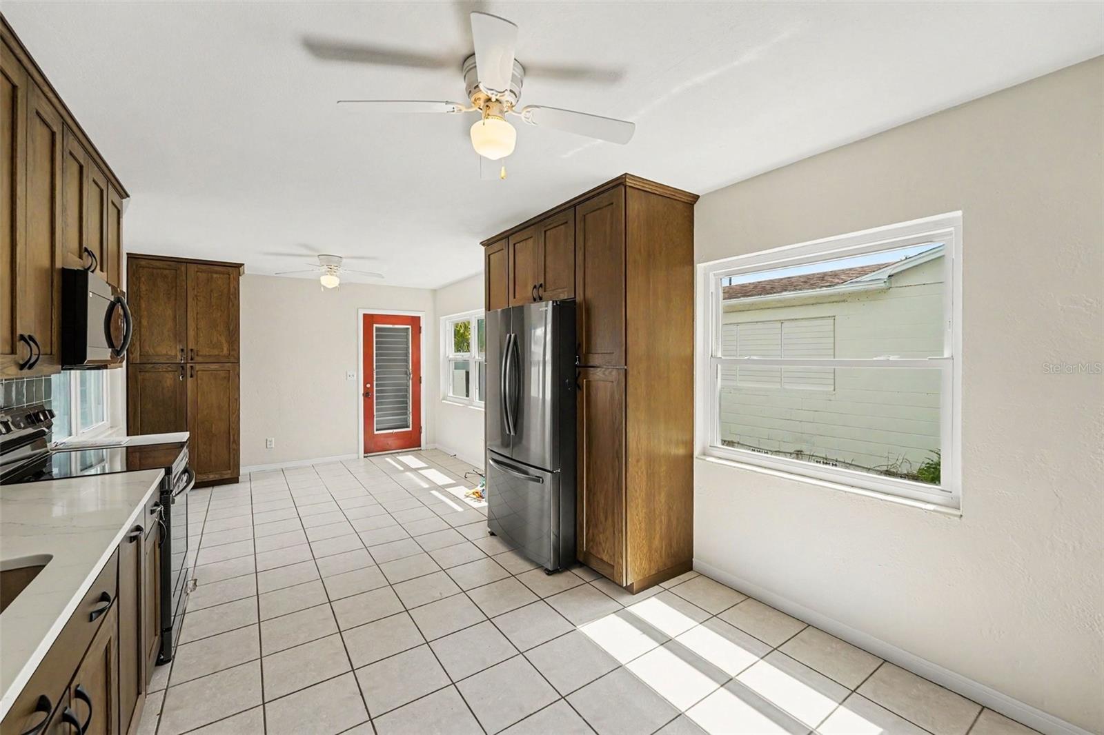 2343 36TH AVE N, ST PETERSBURG, FL — photo 4