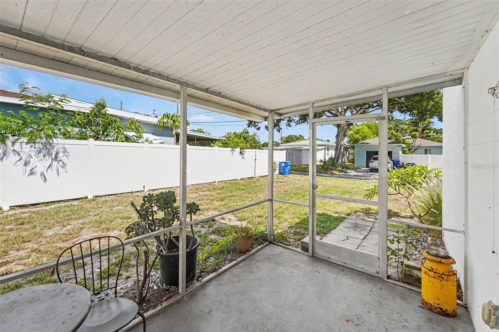 2343 36TH AVE N, ST PETERSBURG, FL — photo 12
