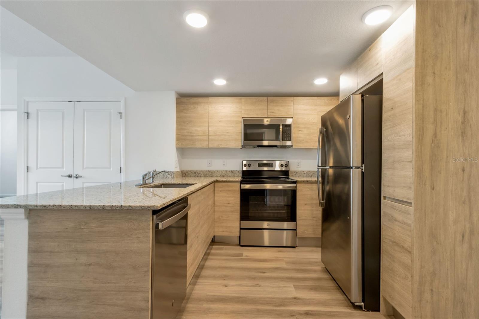 1230 SOUTHSTATION PL #104, ORLANDO, FL — photo 7