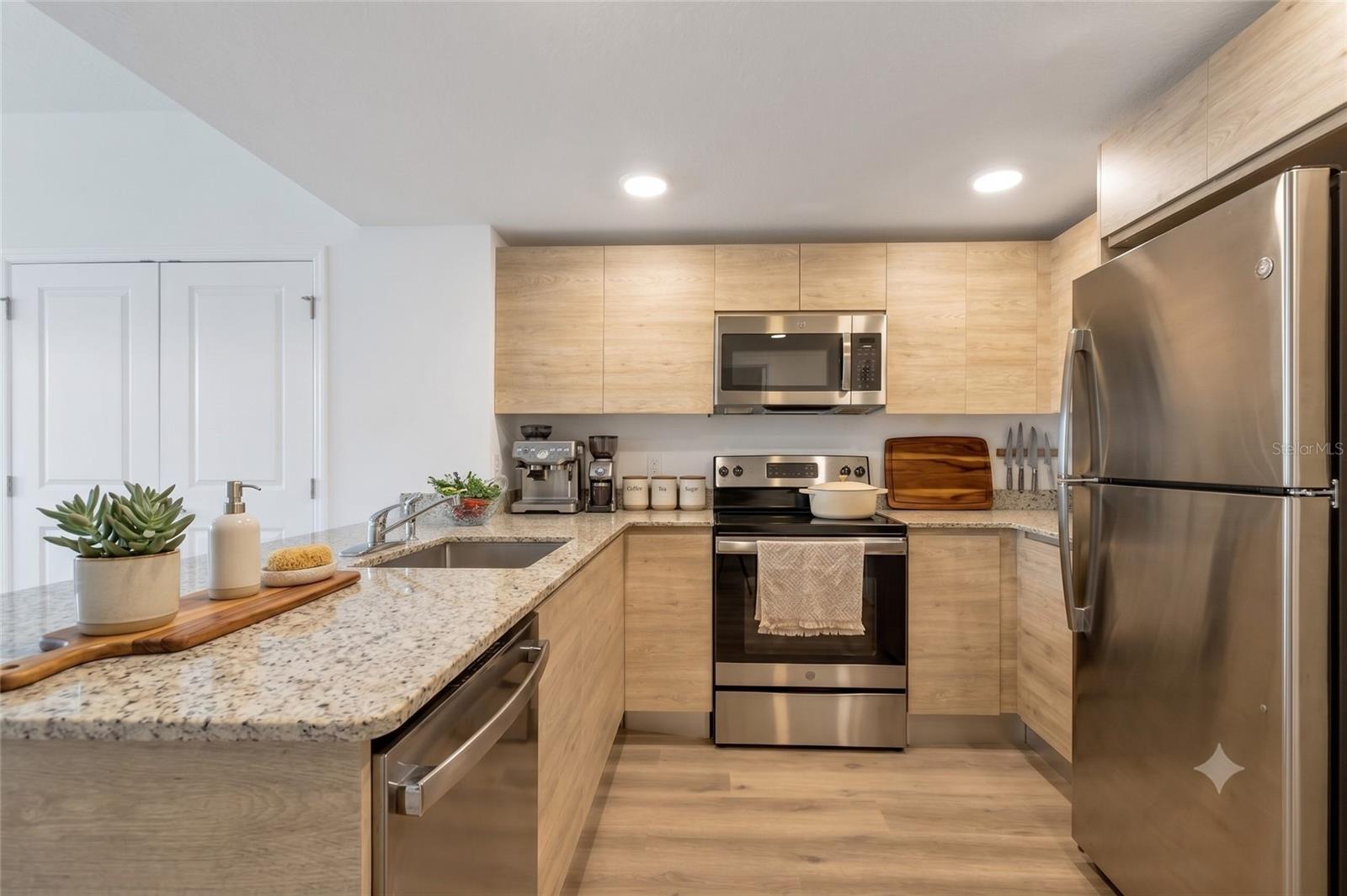 1230 SOUTHSTATION PL #104, ORLANDO, FL — photo 8
