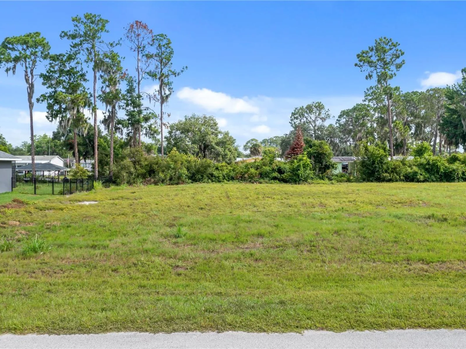 12045 EAGLE POINT CT, LEESBURG, FL — photo 15