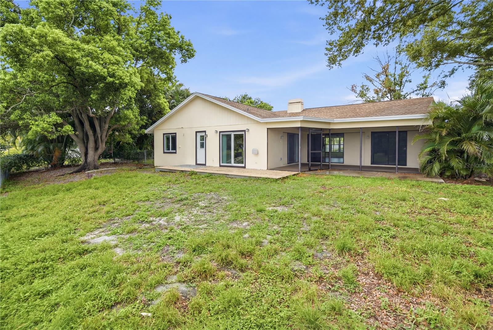 9743 106TH AVE, LARGO, FL — photo 36
