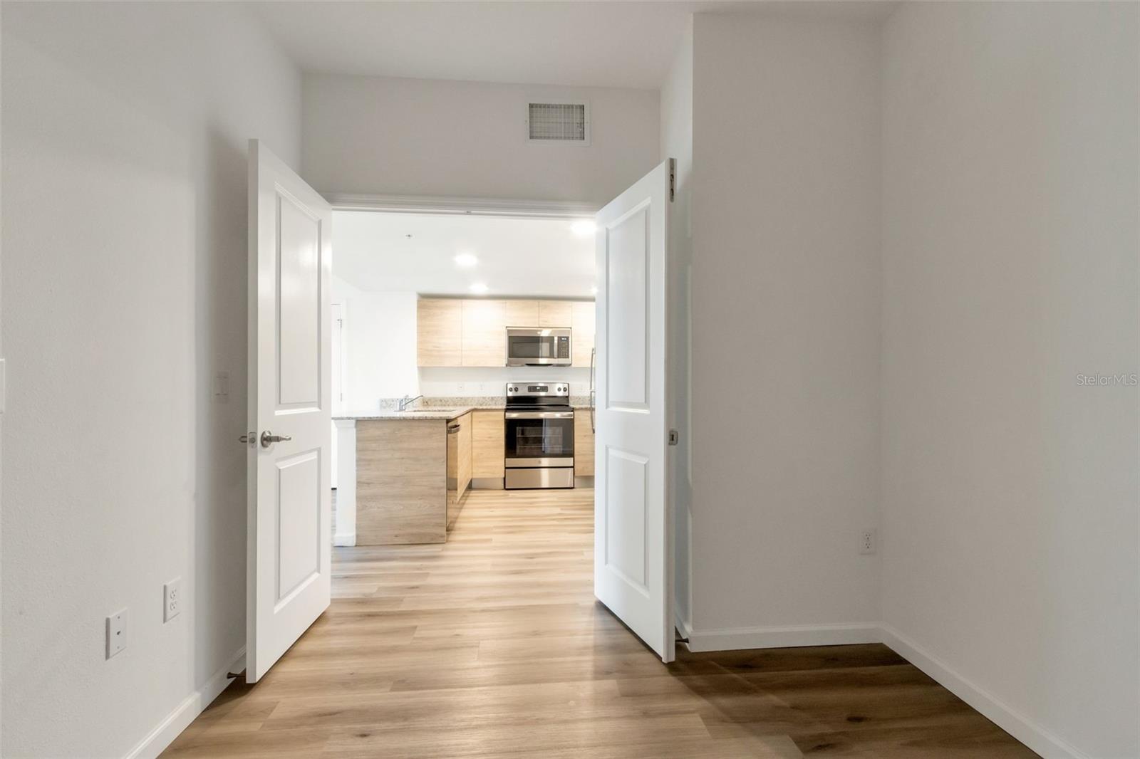 1220 SOUTHSTATION PL #404, ORLANDO, FL — photo 15