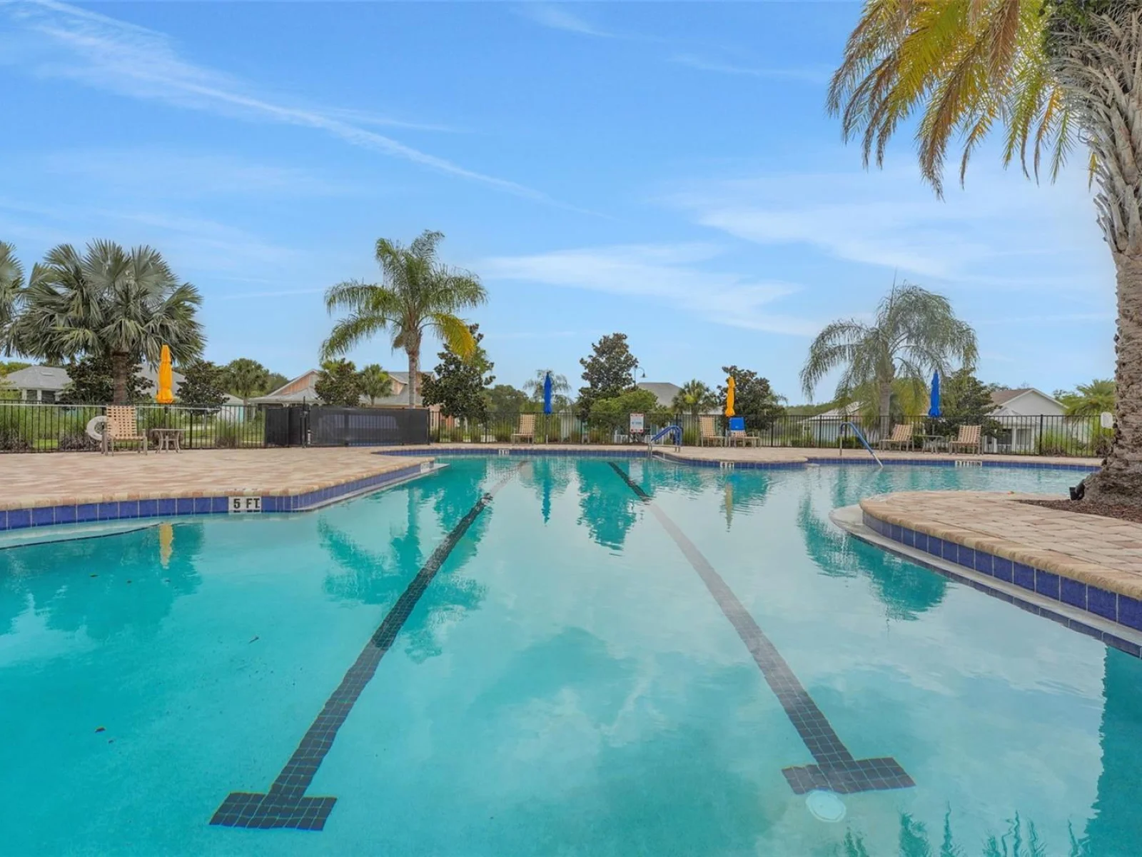 1038 FIESTA KEY CIR, LADY LAKE, FL — photo 11