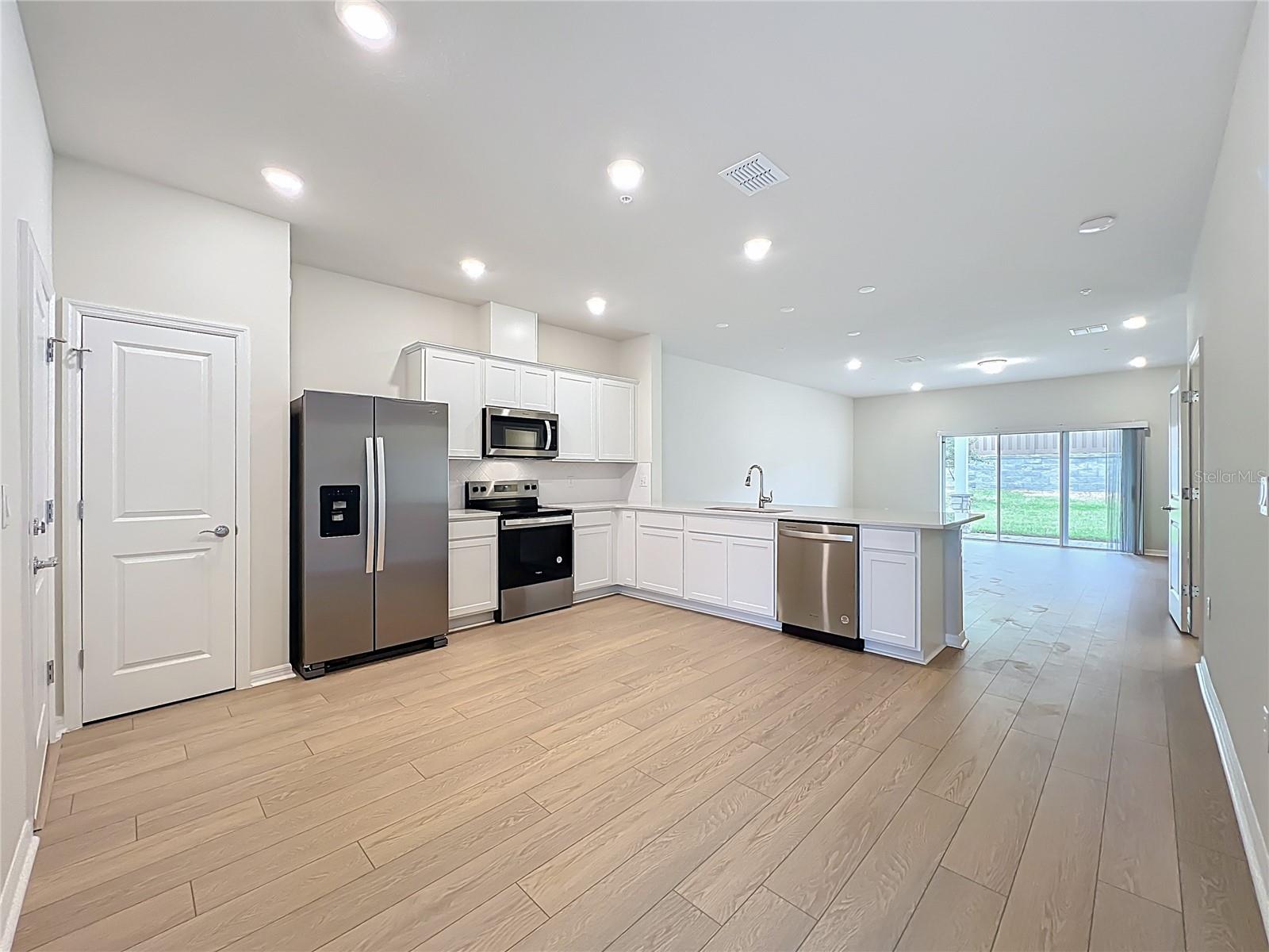 431 MEADOWLAND POINT, OVIEDO, FL — photo 6