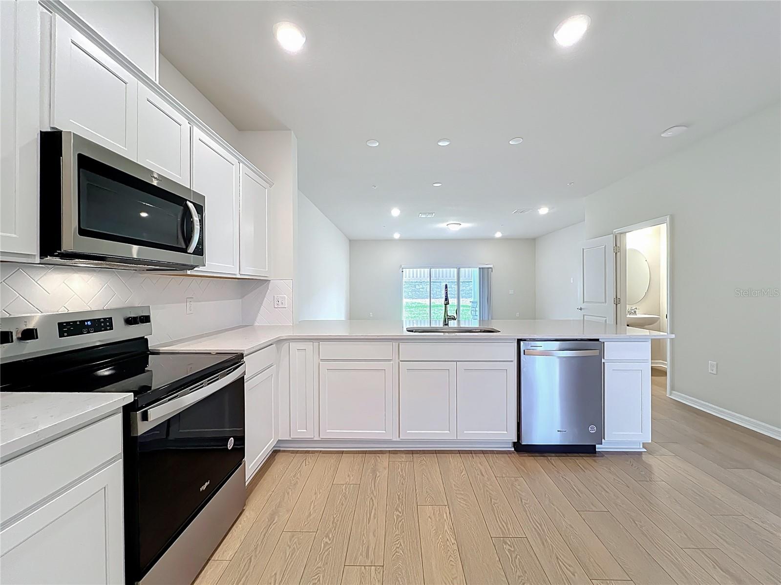 431 MEADOWLAND POINT, OVIEDO, FL — photo 8
