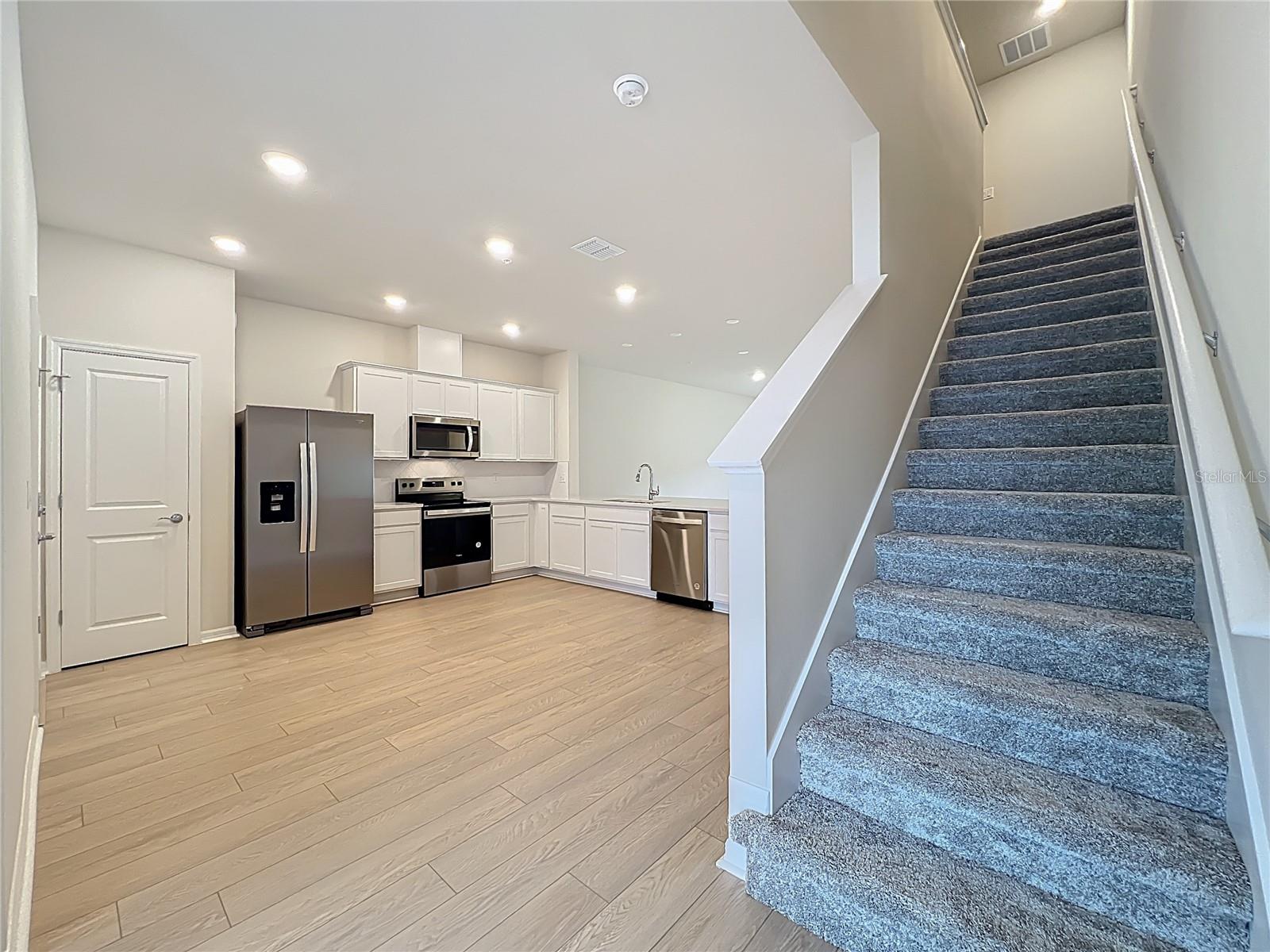 431 MEADOWLAND POINT, OVIEDO, FL — photo 24