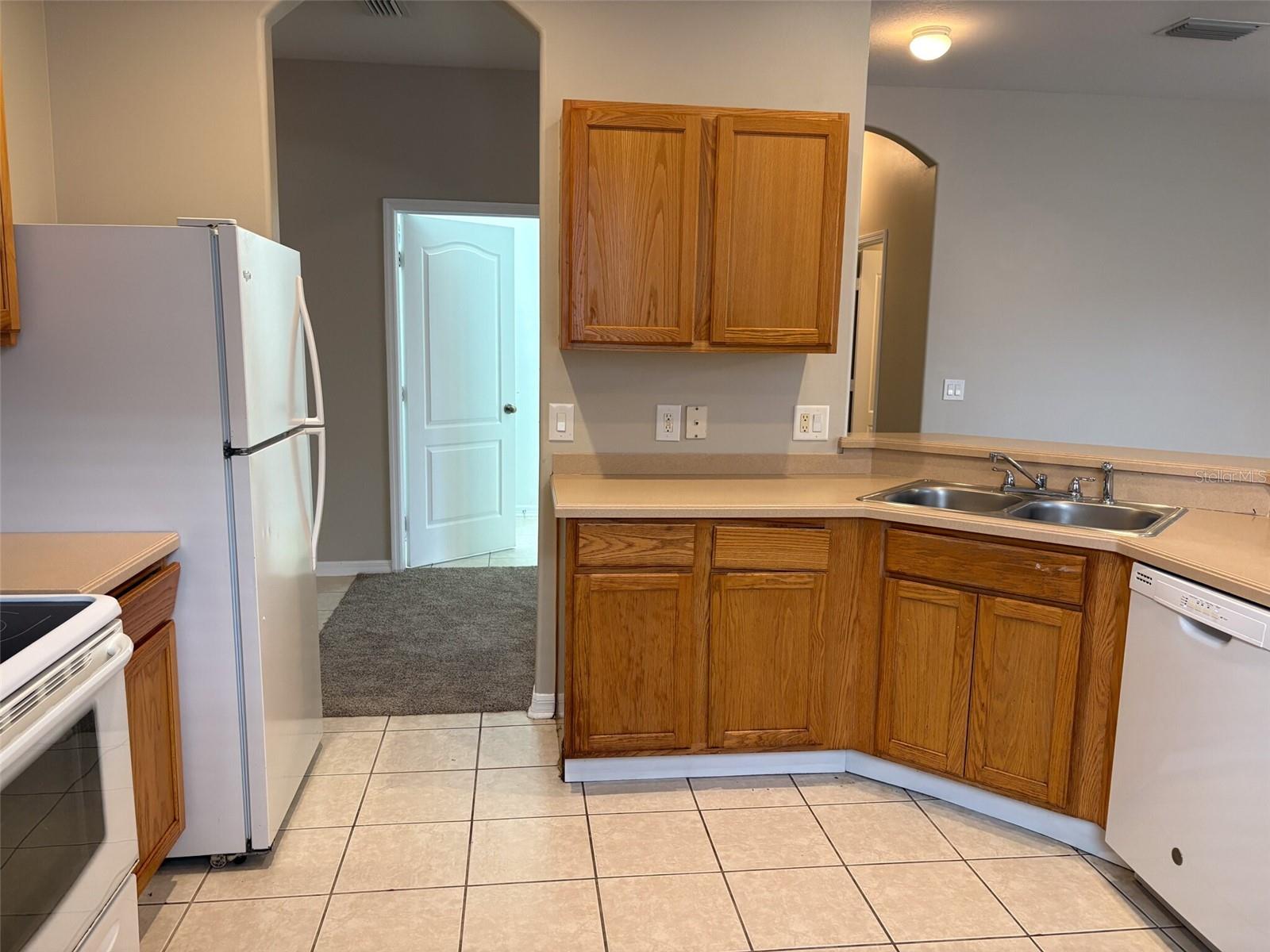 3922 WASHBURN PL, WESLEY CHAPEL, FL — photo 7