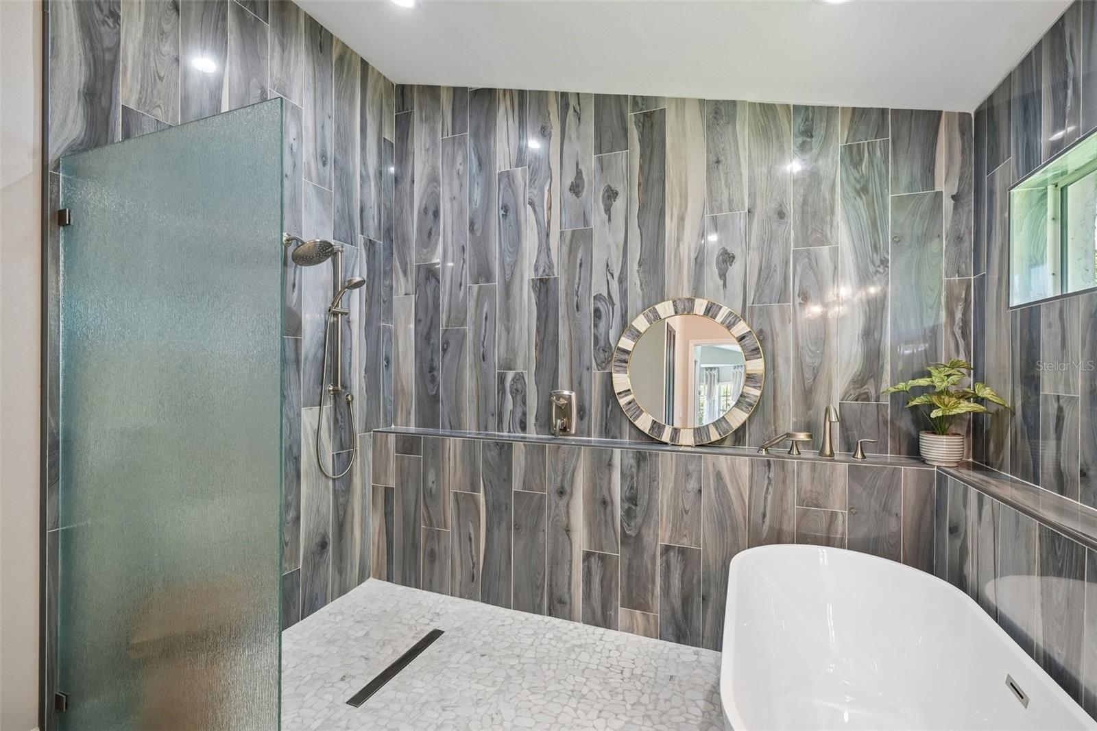 404 CARDIFF RD #17, VENICE, FL — photo 18