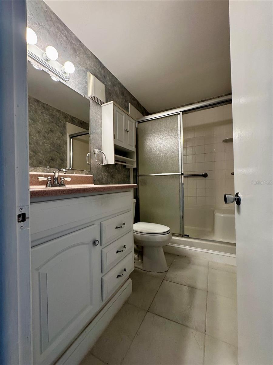 6700 1ST AVE S #103, ST PETERSBURG, FL — photo 9