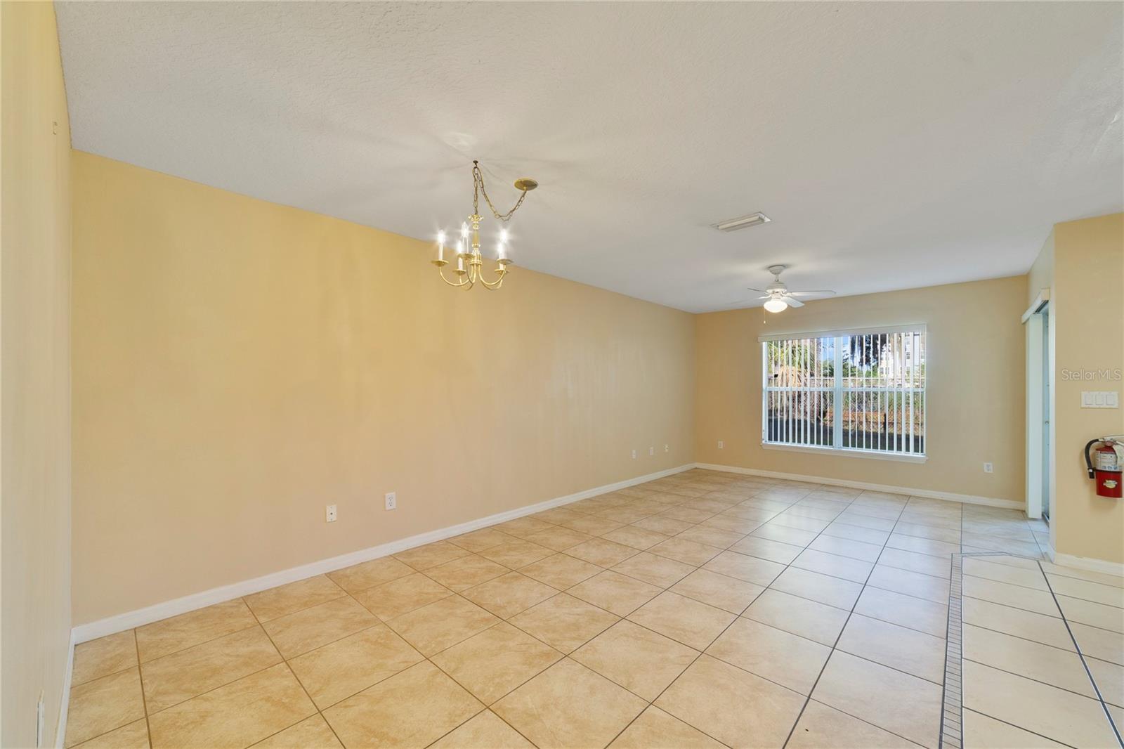 2764 CLUB CORTILE CIR, KISSIMMEE, FL — photo 3