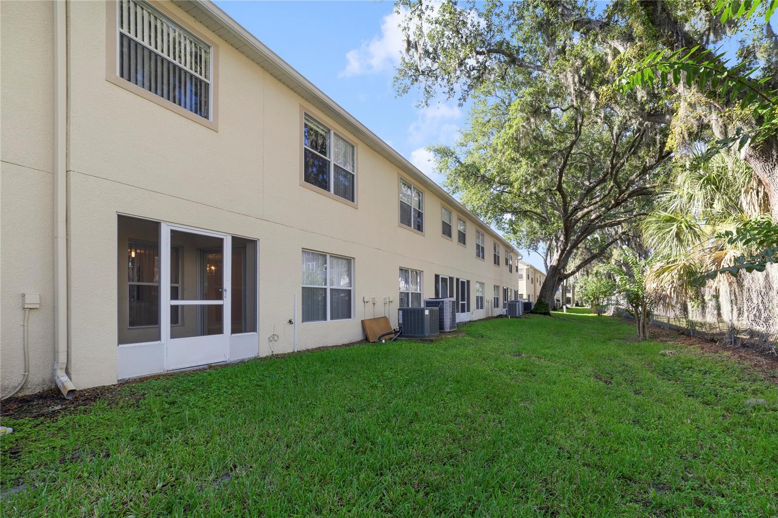 2764 CLUB CORTILE CIR, KISSIMMEE, FL — photo 22