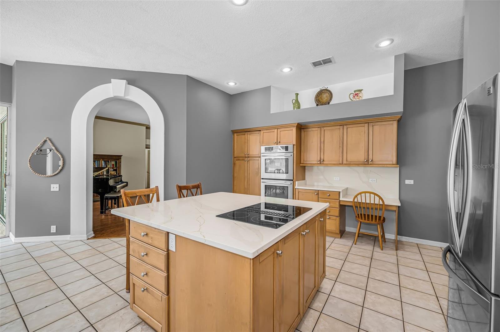 4084 LIGUSTRUM DR, PALM HARBOR, FL — photo 9