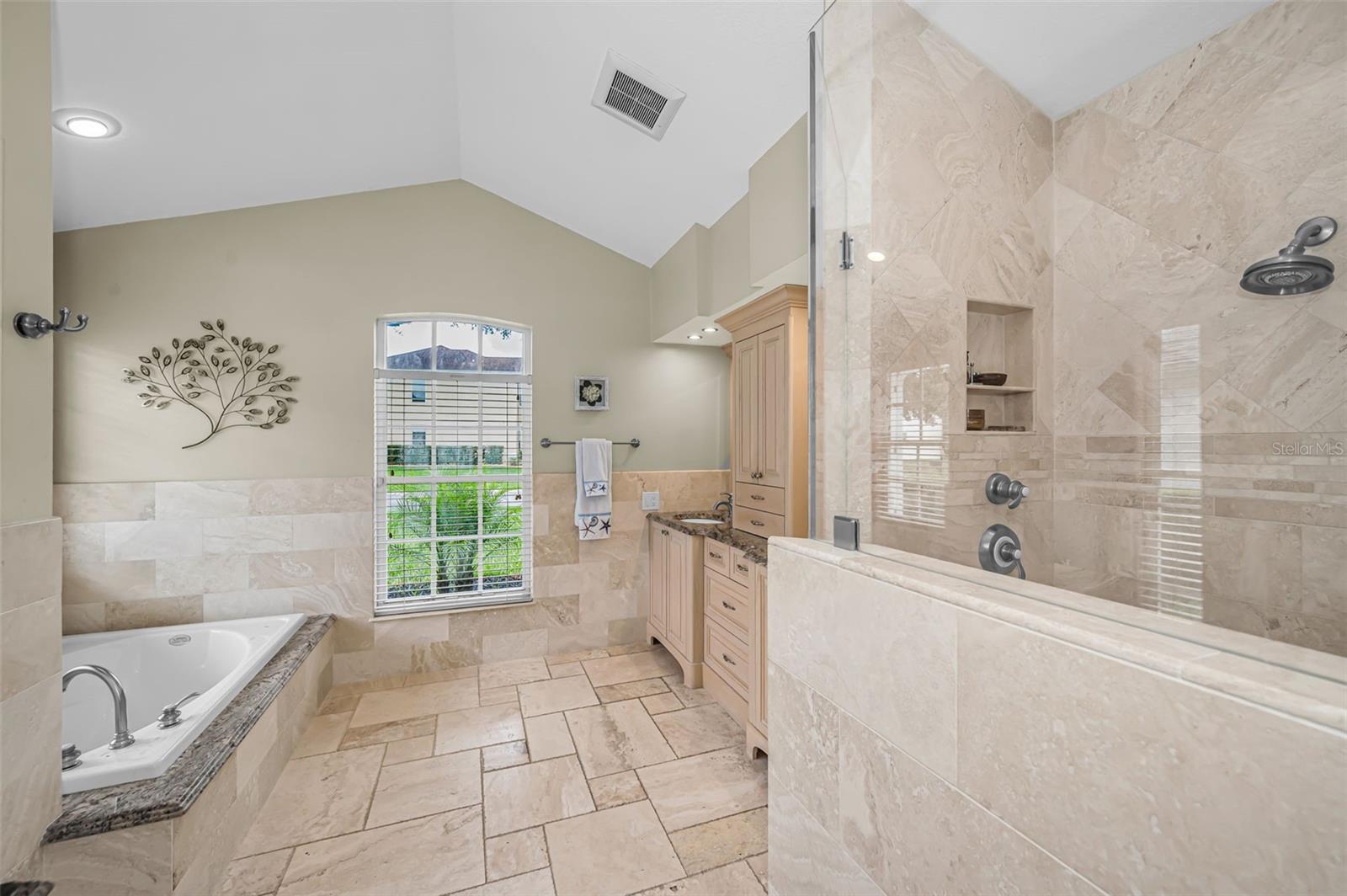 4084 LIGUSTRUM DR, PALM HARBOR, FL — photo 16