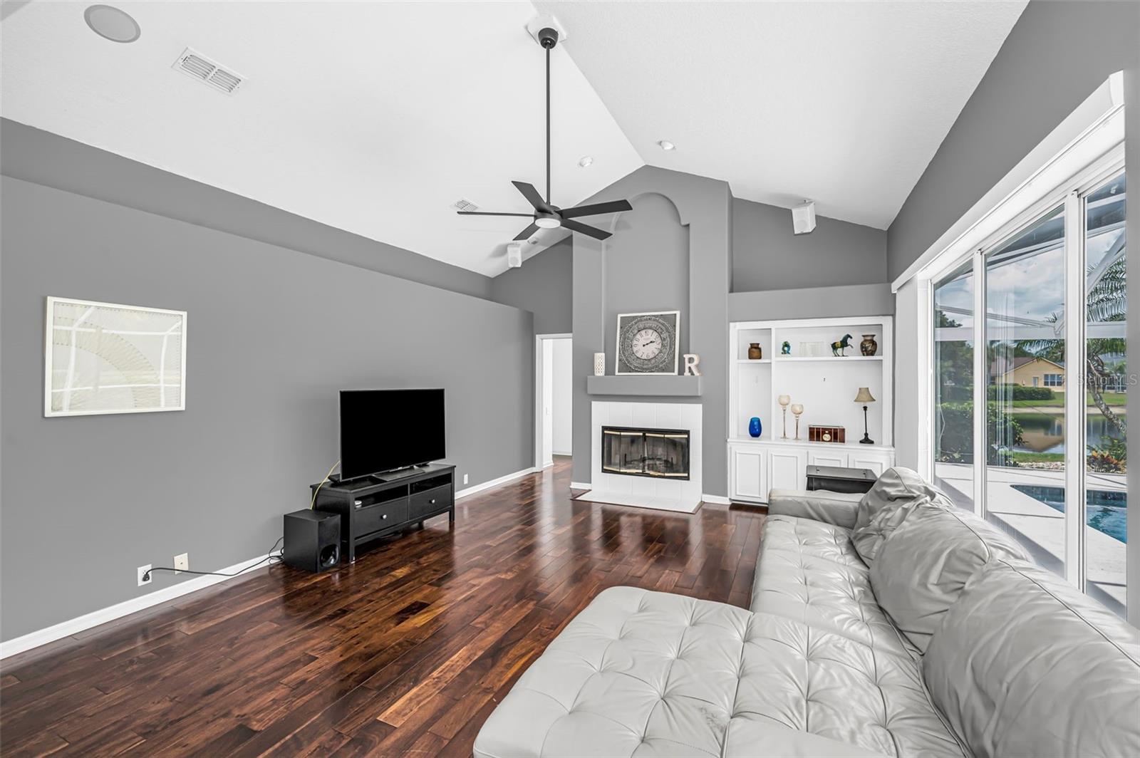 4084 LIGUSTRUM DR, PALM HARBOR, FL — photo 61