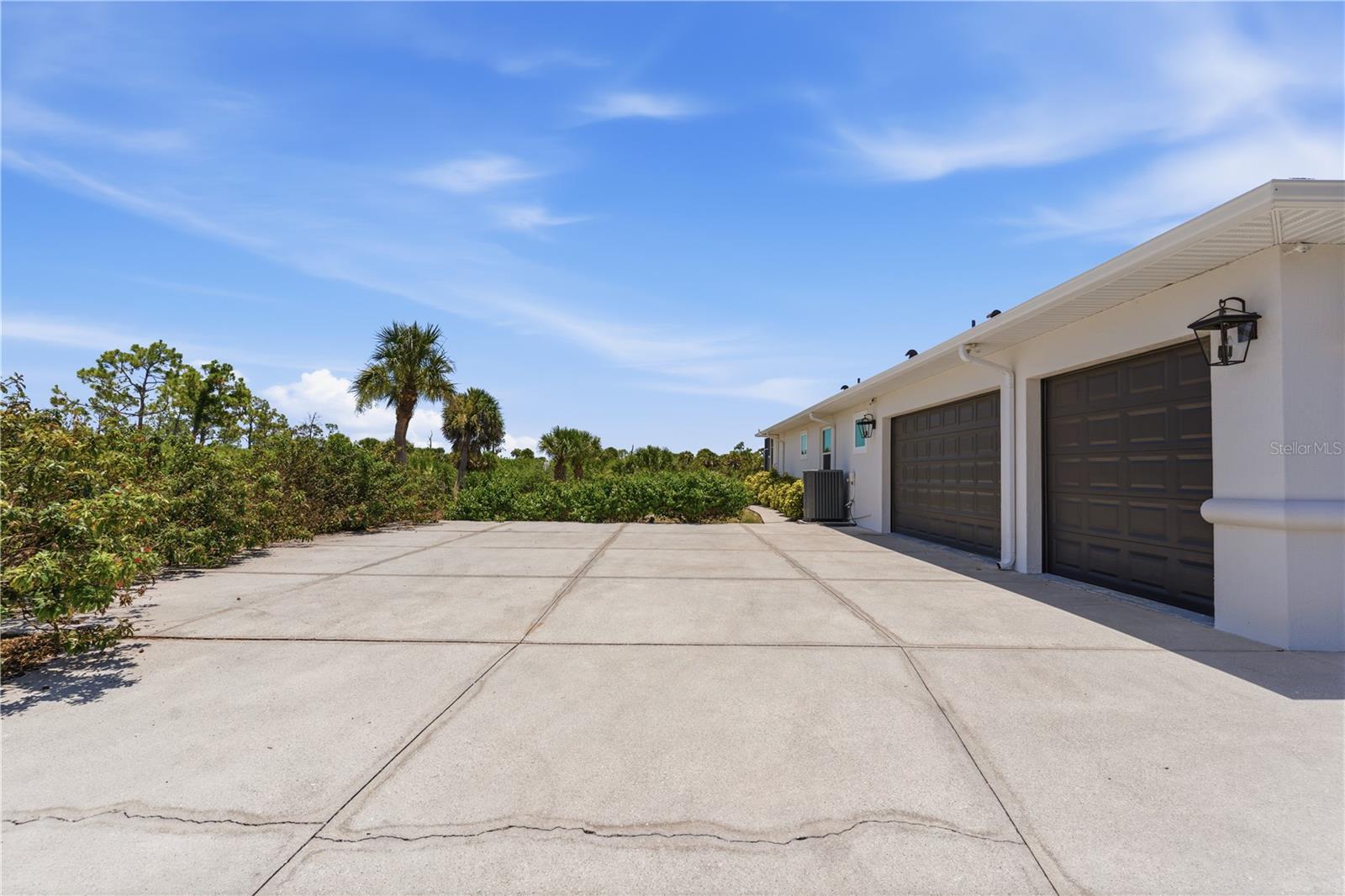 1165 BOUNDARY BLVD, ROTONDA WEST, FL — photo 42