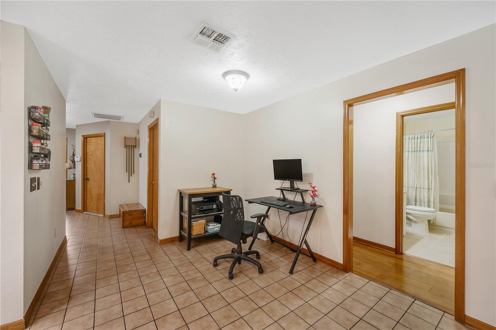 2109 WHEELER OAKS DR, BRANDON, FL — photo 10