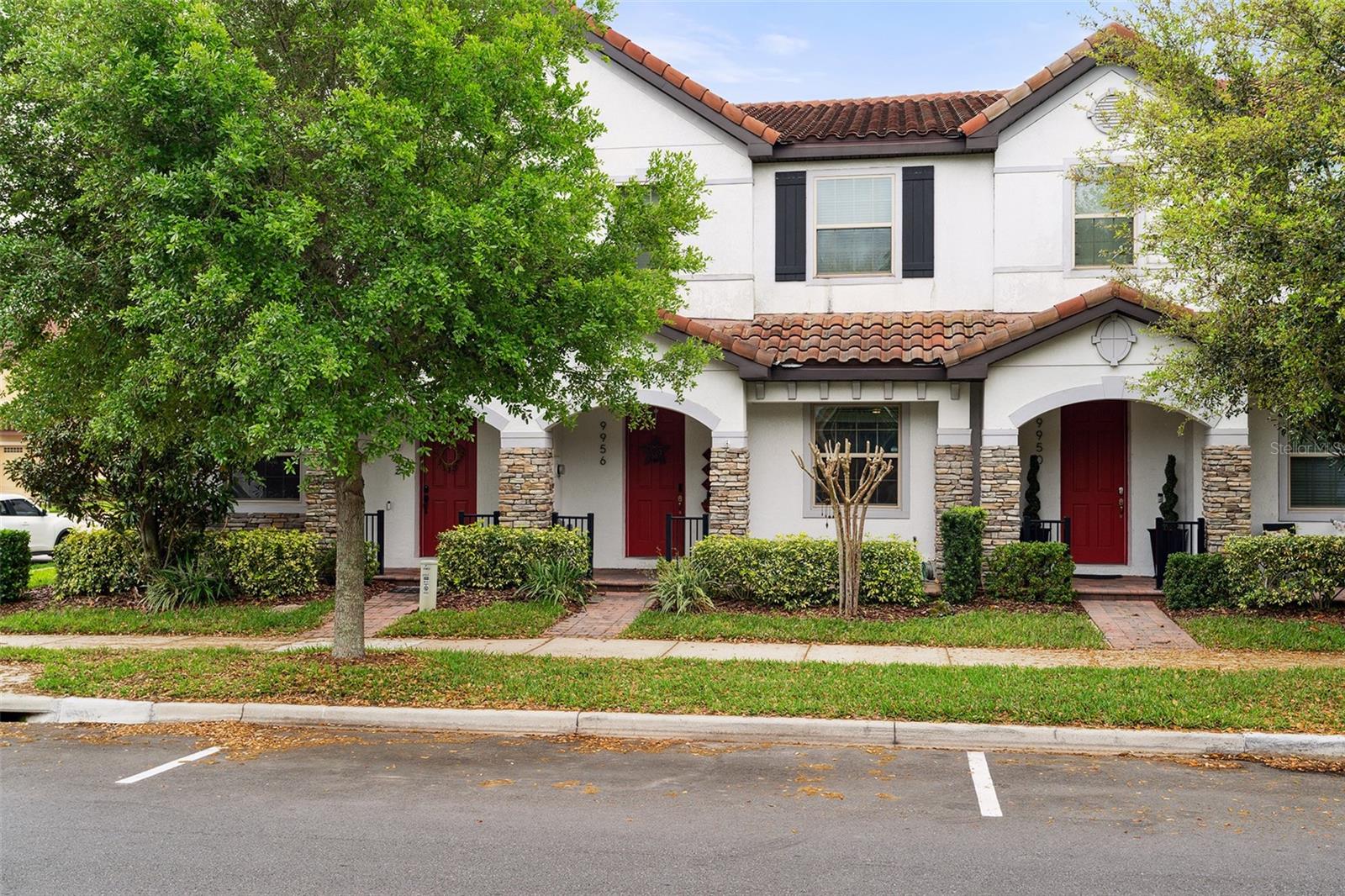 9956 EAGLE CREEK CENTER BLVD, ORLANDO, FL