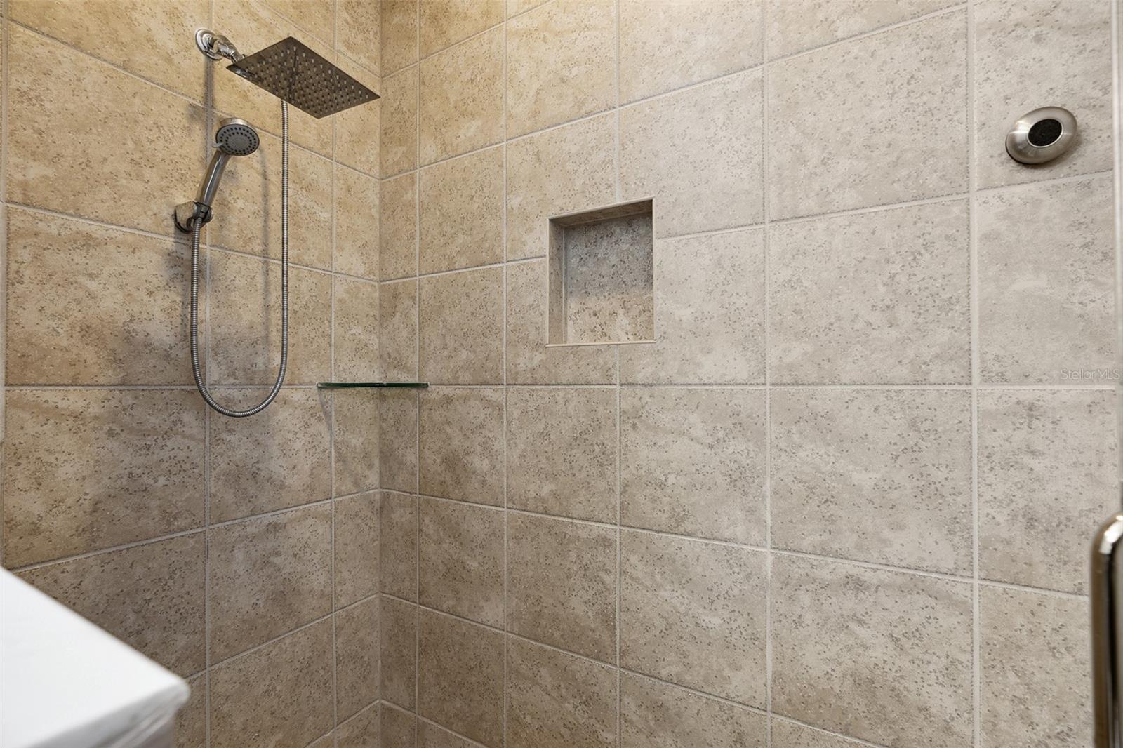 9956 EAGLE CREEK CENTER BLVD, ORLANDO, FL — photo 22