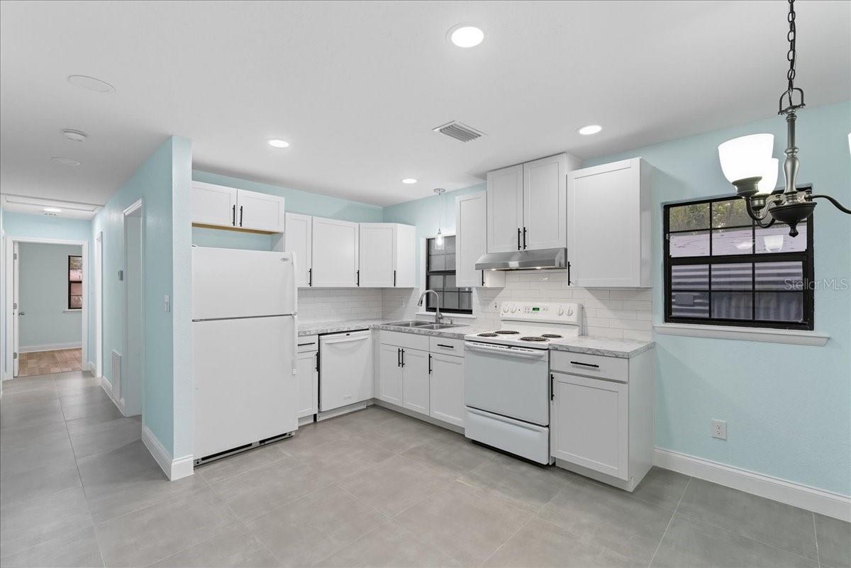 21445 SE 64TH AVE, HAWTHORNE, FL — photo 5