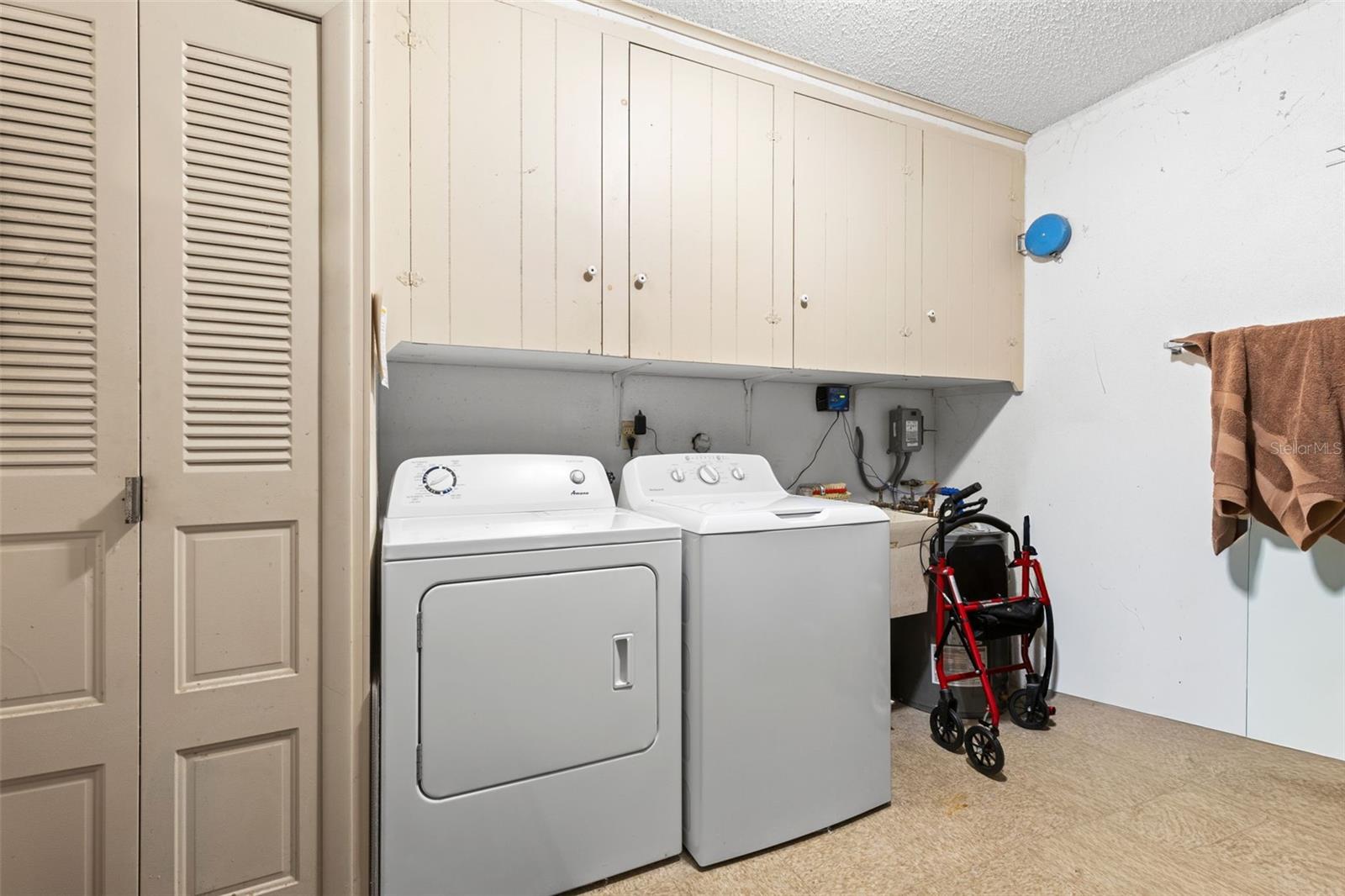 1227 QUEEN ANNE DR #A, PALM HARBOR, FL — photo 11