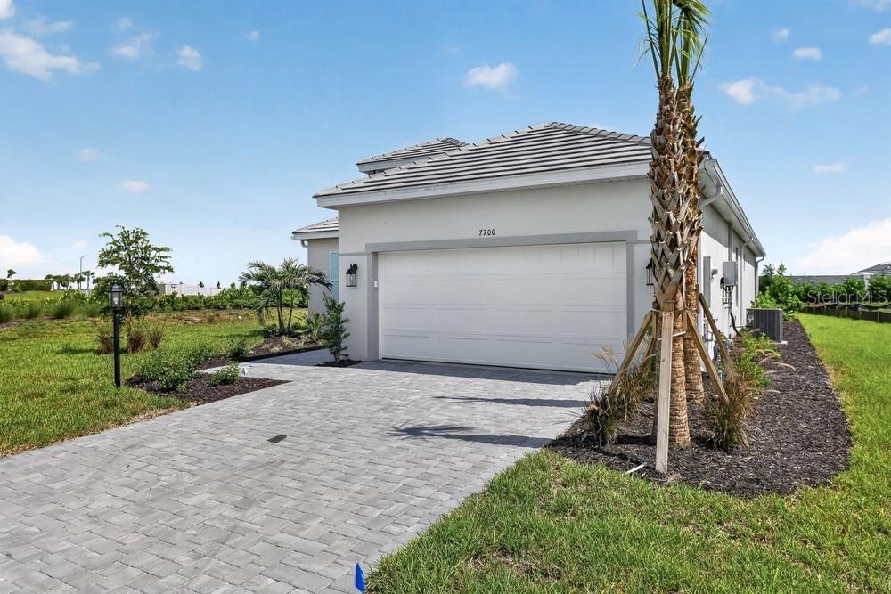 7700 BLUE MOON RUN, SARASOTA, FL — photo 41