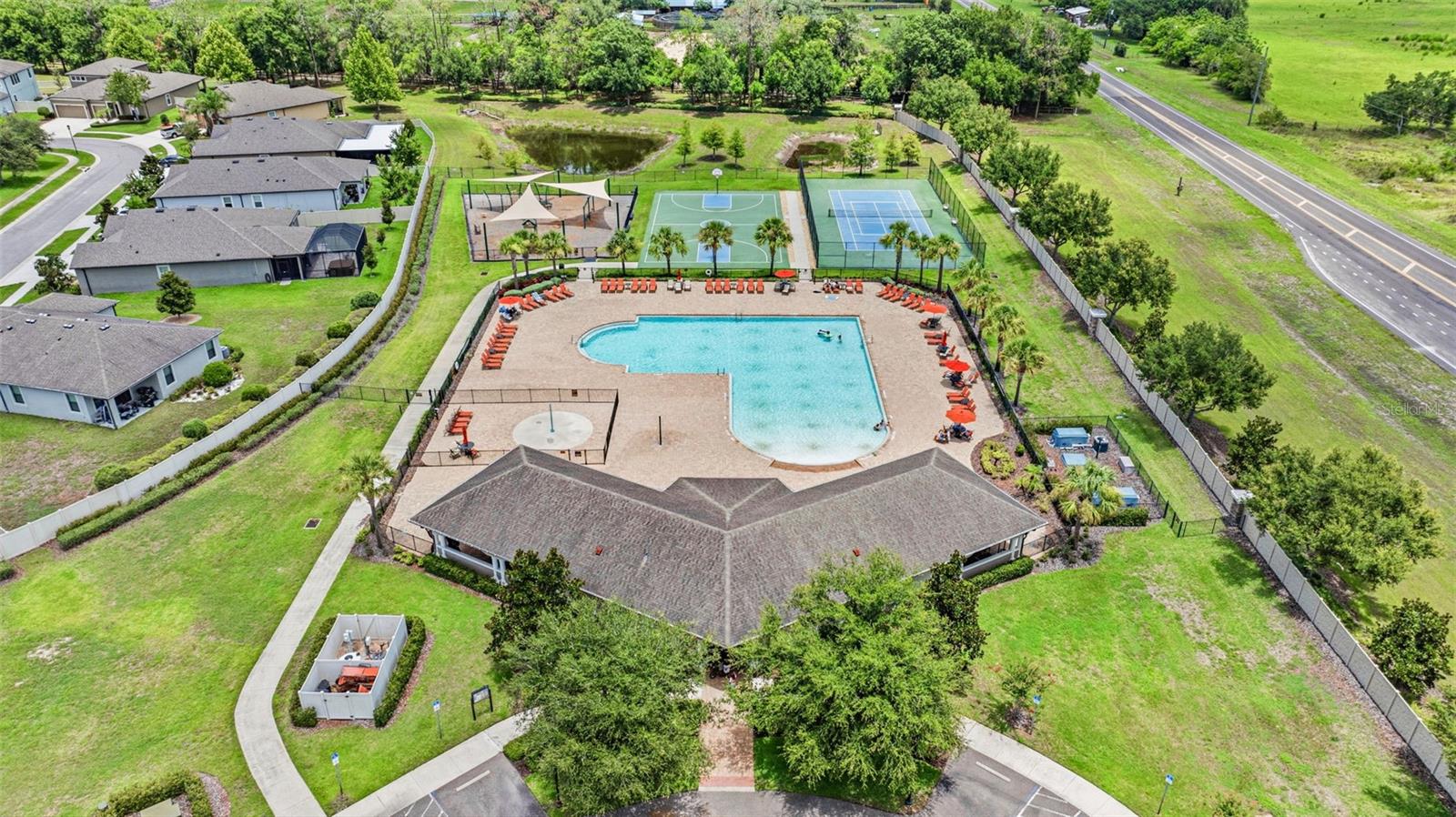 12000 NOUVEAU AVE, SPRING HILL, FL — photo 62