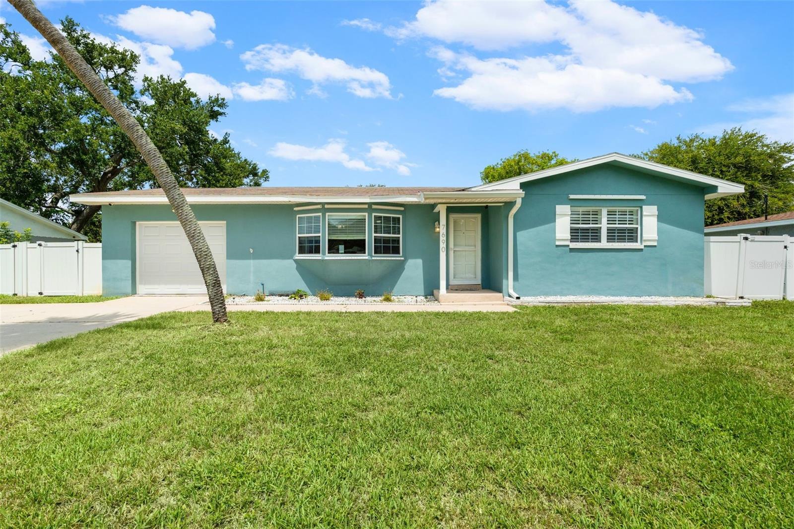 7690 91ST ST, SEMINOLE, FL