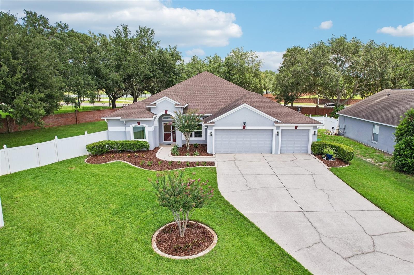 2025 WINTERMERE POINTE DR, WINTER GARDEN, FL — photo 2