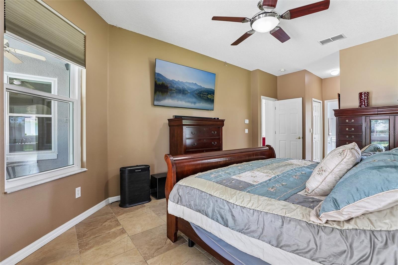 2025 WINTERMERE POINTE DR, WINTER GARDEN, FL — photo 9