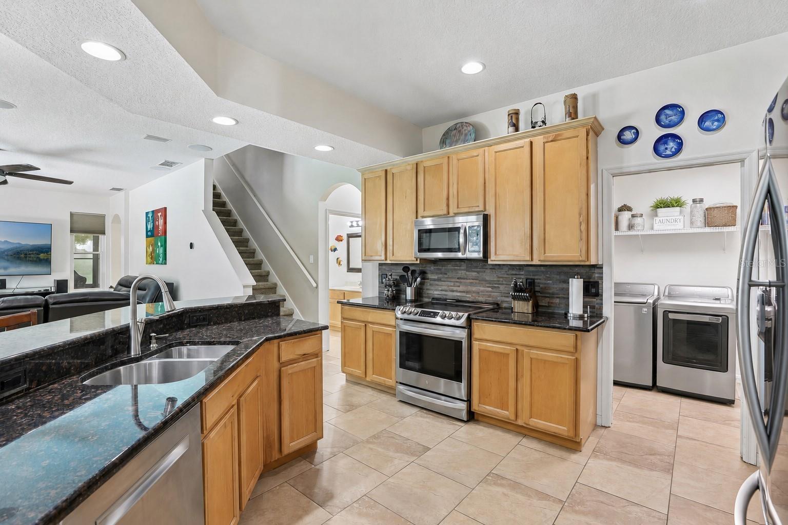 2025 WINTERMERE POINTE DR, WINTER GARDEN, FL — photo 14