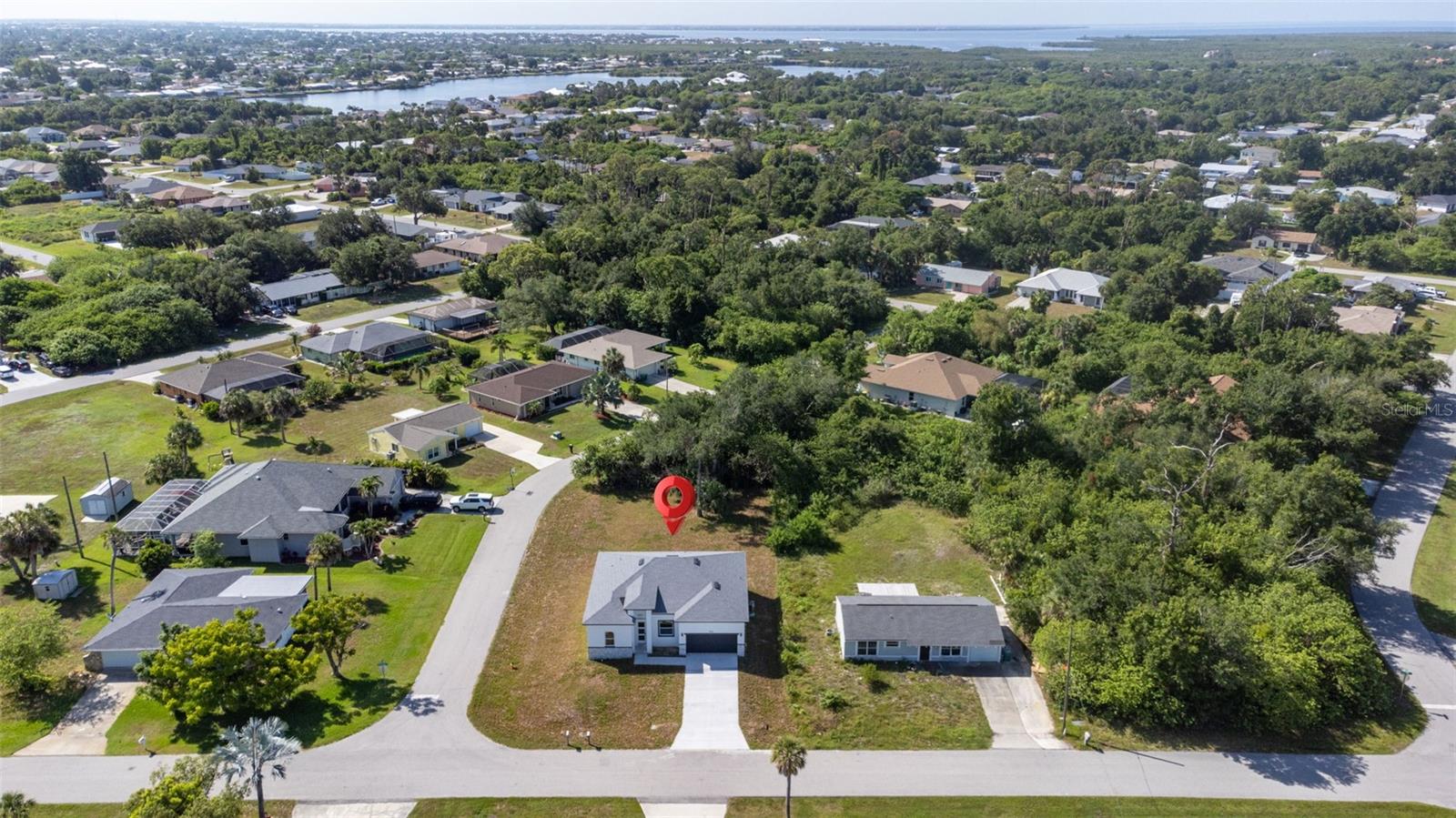 543 CHAMBER ST NW, PORT CHARLOTTE, FL — photo 3