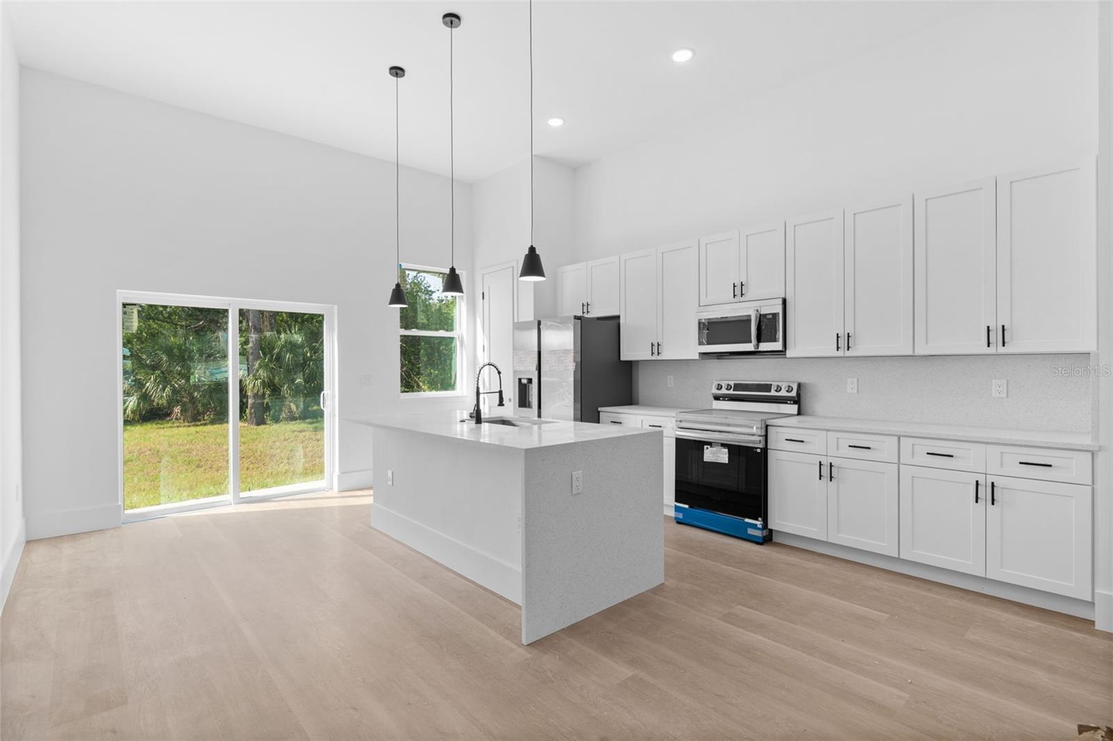 543 CHAMBER ST NW, PORT CHARLOTTE, FL — photo 7