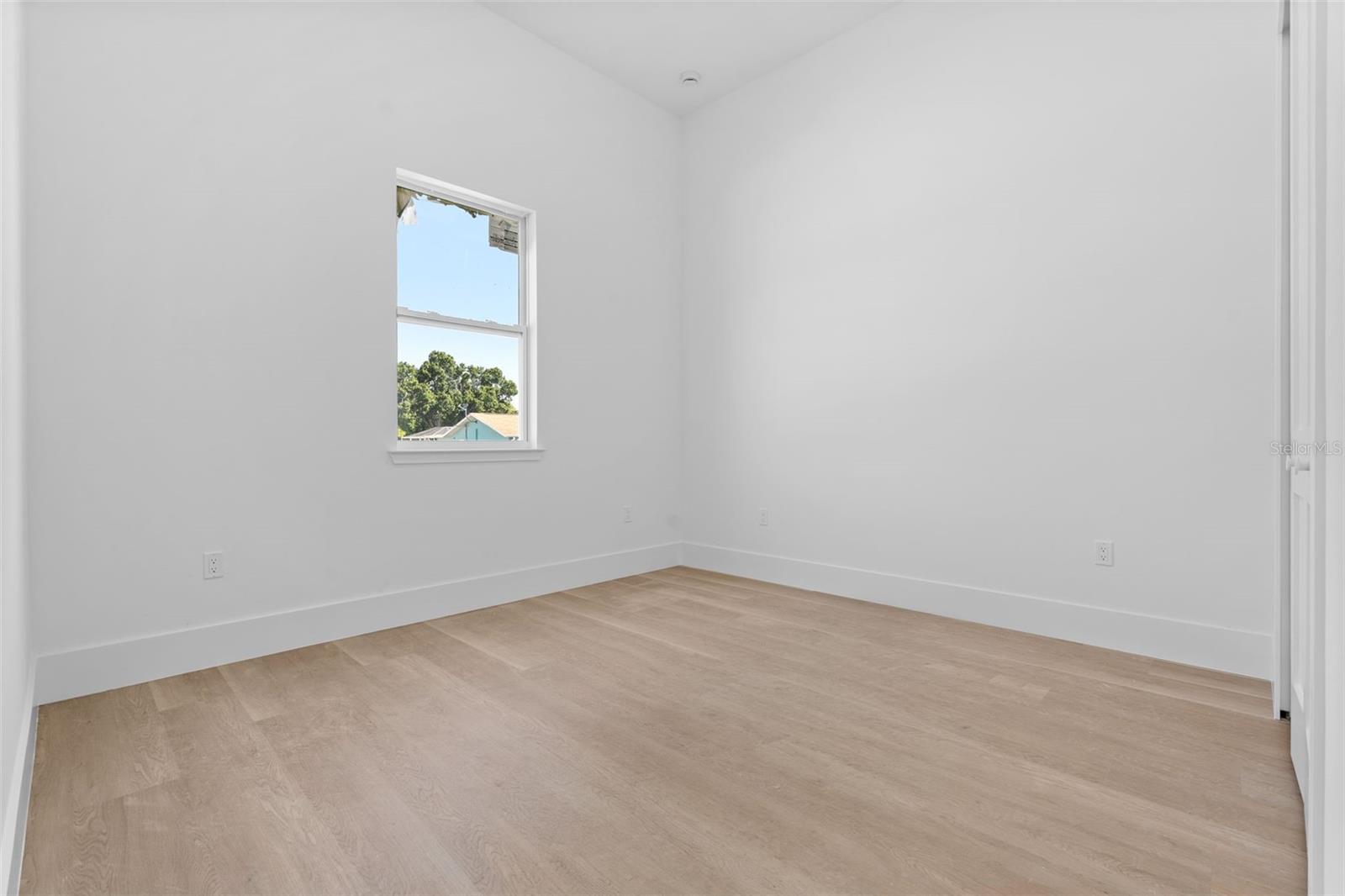 543 CHAMBER ST NW, PORT CHARLOTTE, FL — photo 17