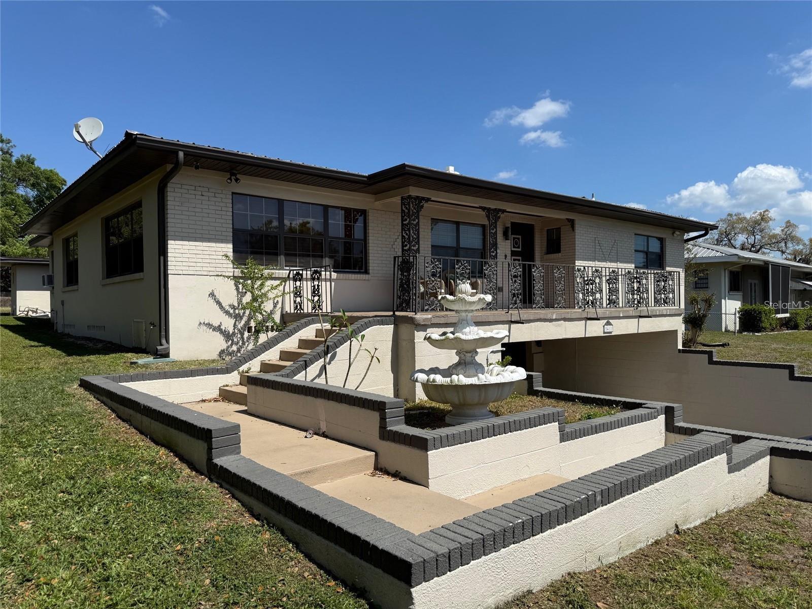 5418 RIVERHILLS DR, TEMPLE TERRACE, FL
