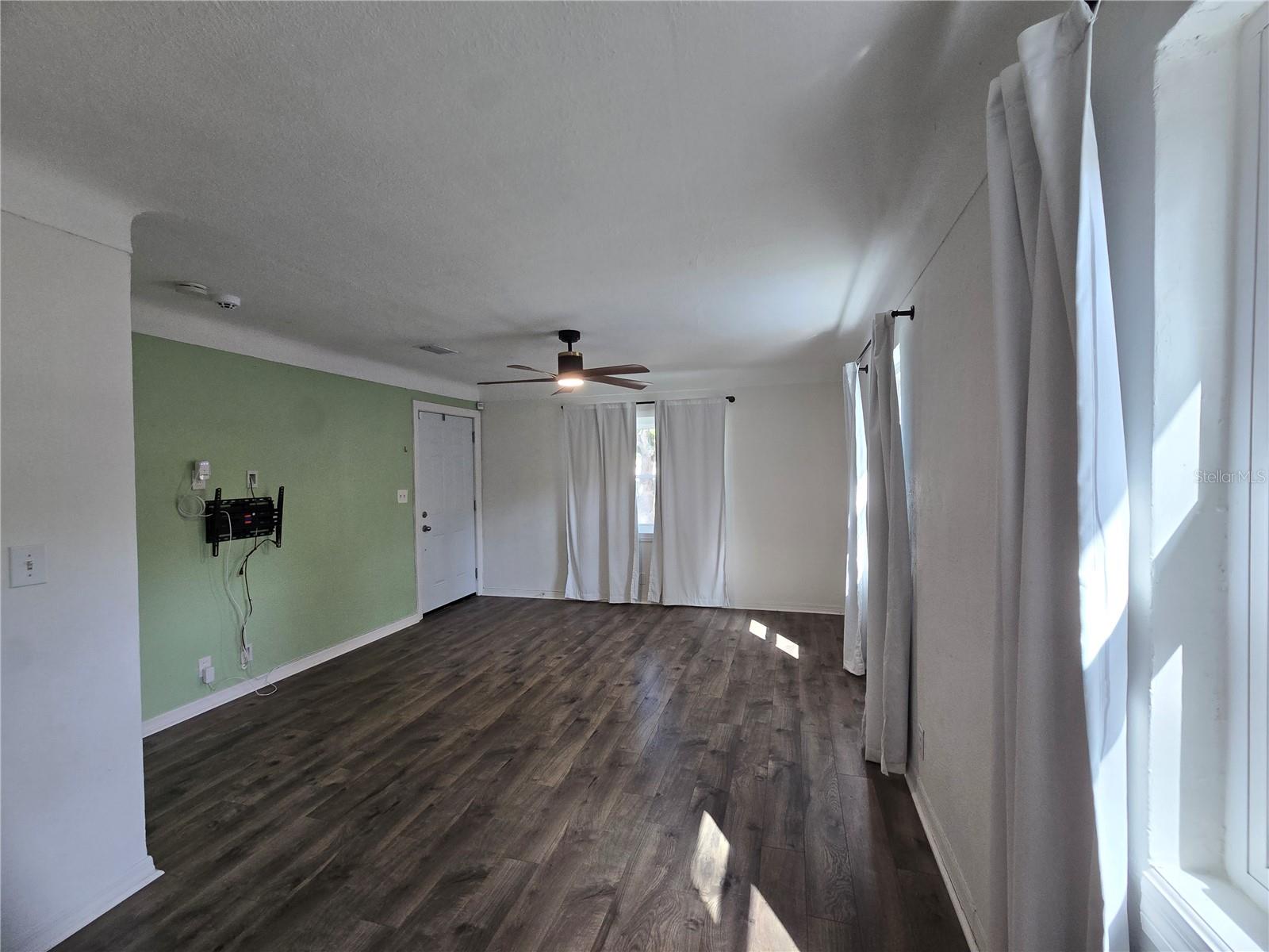 6001 CEDAR ST NE, ST PETERSBURG, FL — photo 6