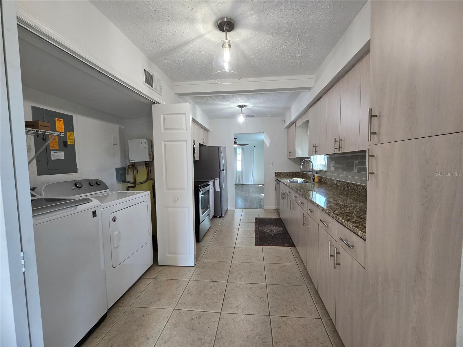 6001 CEDAR ST NE, ST PETERSBURG, FL — photo 12