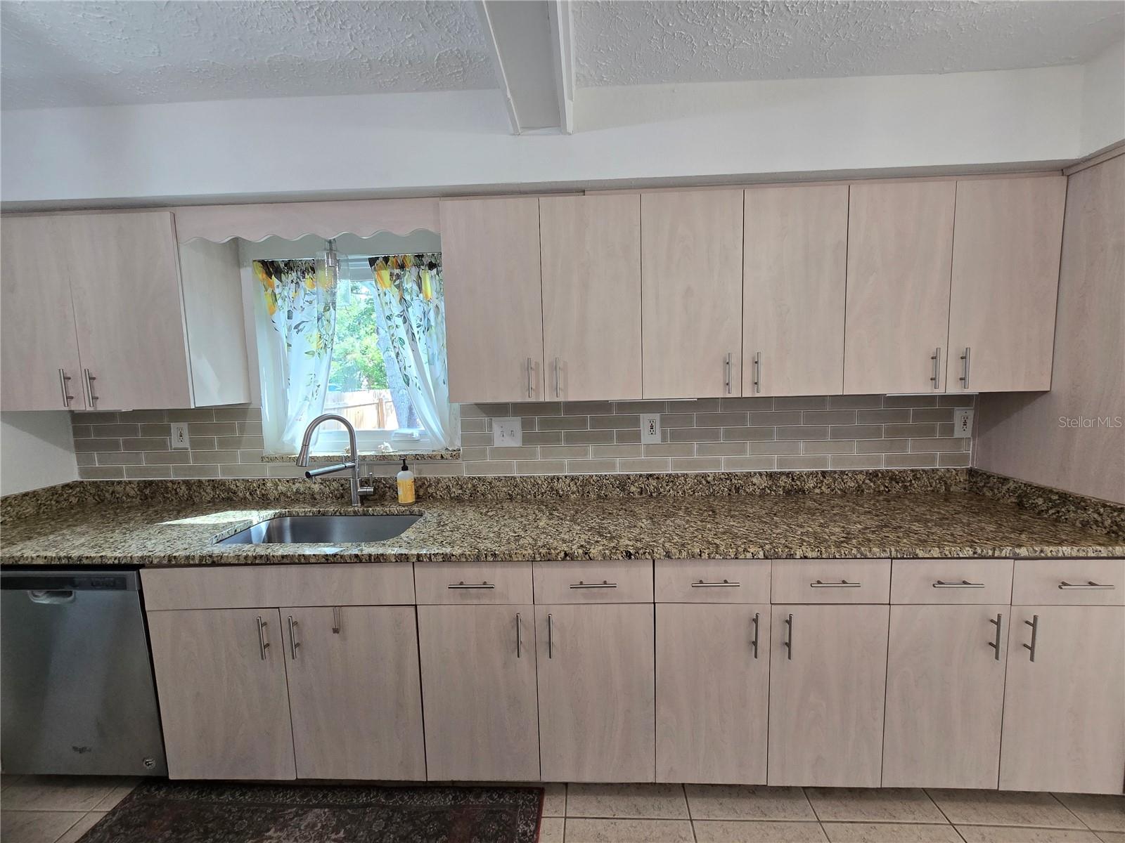 6001 CEDAR ST NE, ST PETERSBURG, FL — photo 15