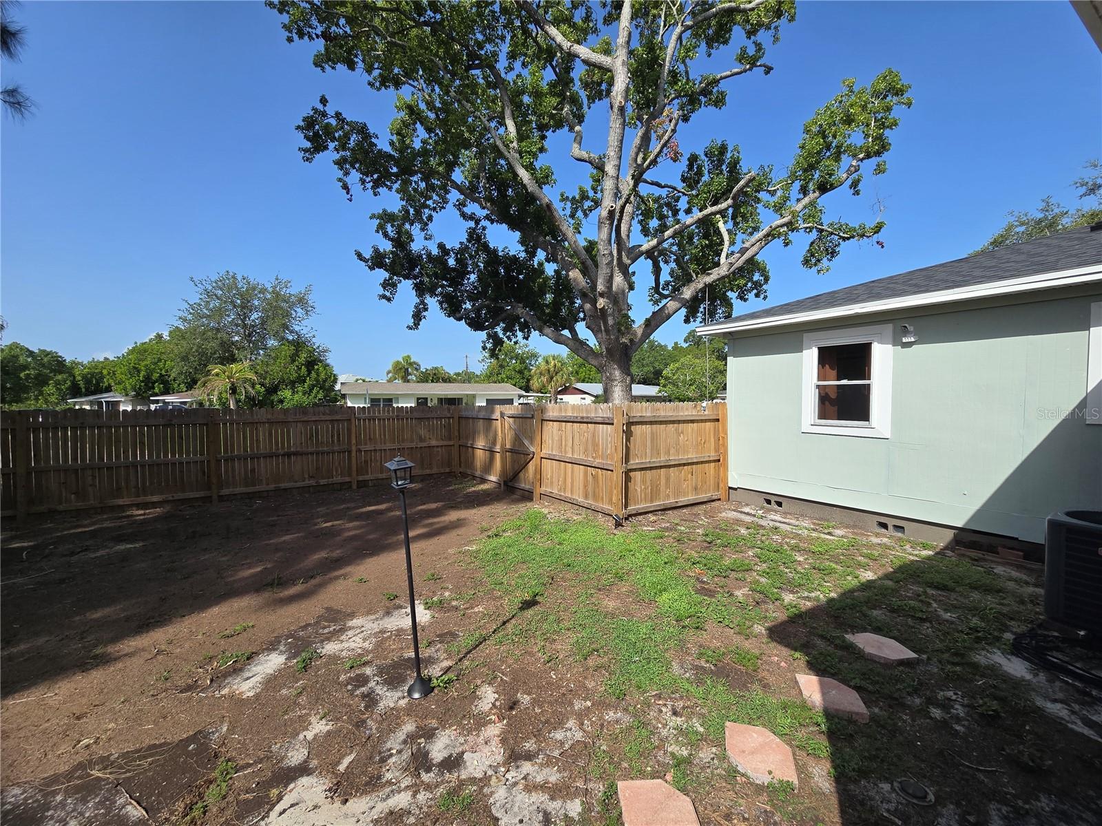 6001 CEDAR ST NE, ST PETERSBURG, FL — photo 37
