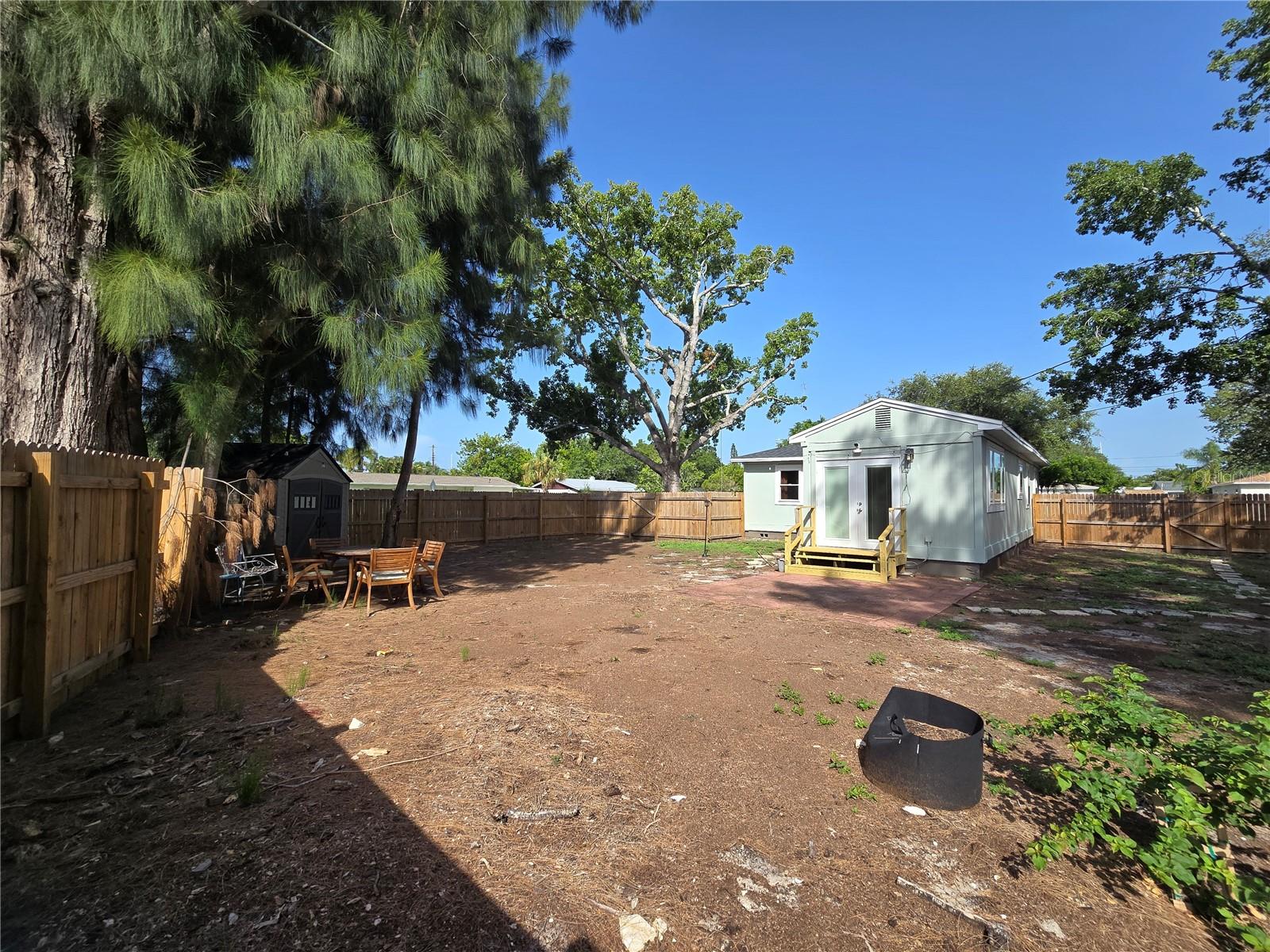 6001 CEDAR ST NE, ST PETERSBURG, FL — photo 39