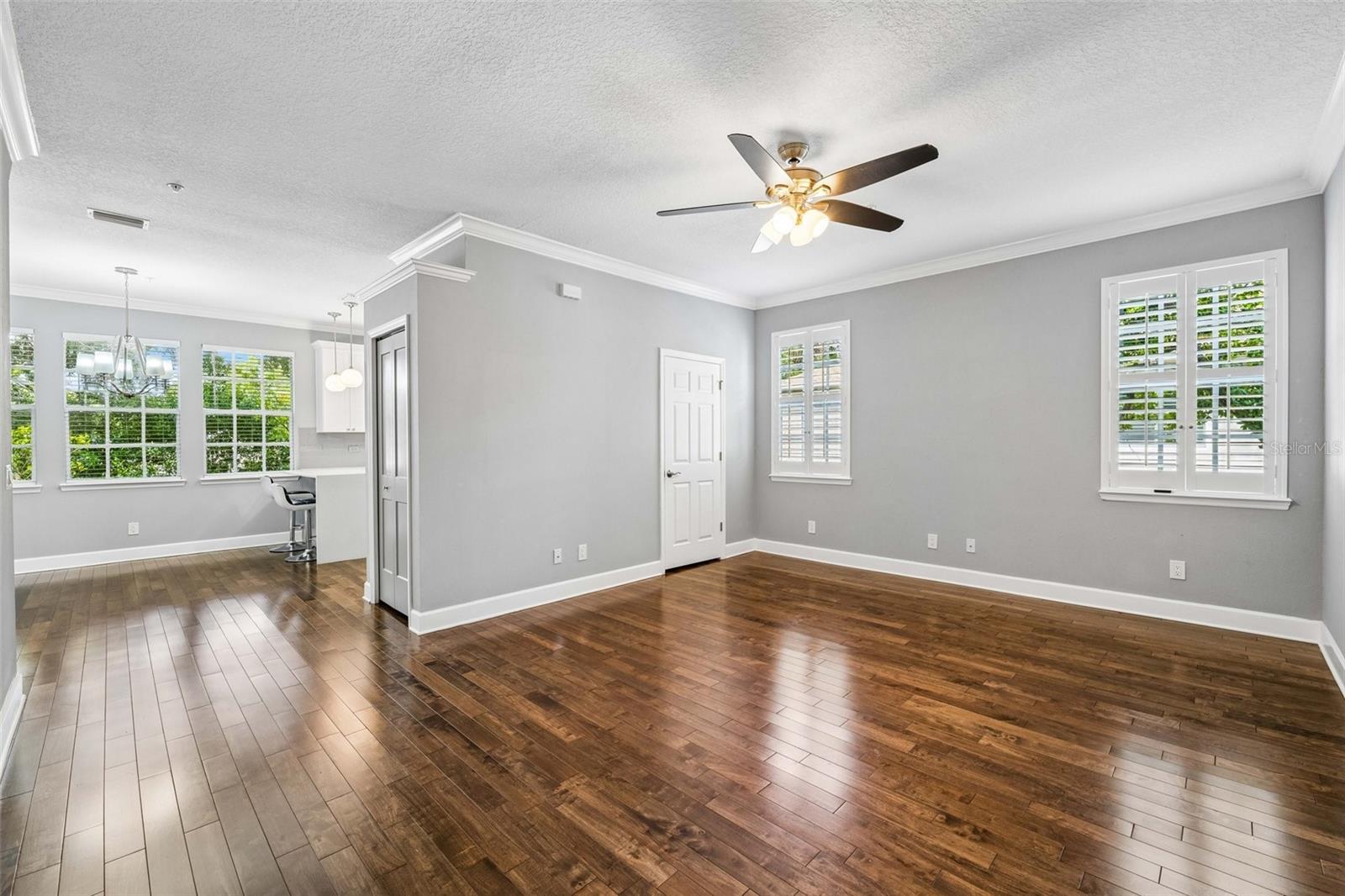 2613 ESPANA CT, TAMPA, FL — photo 10
