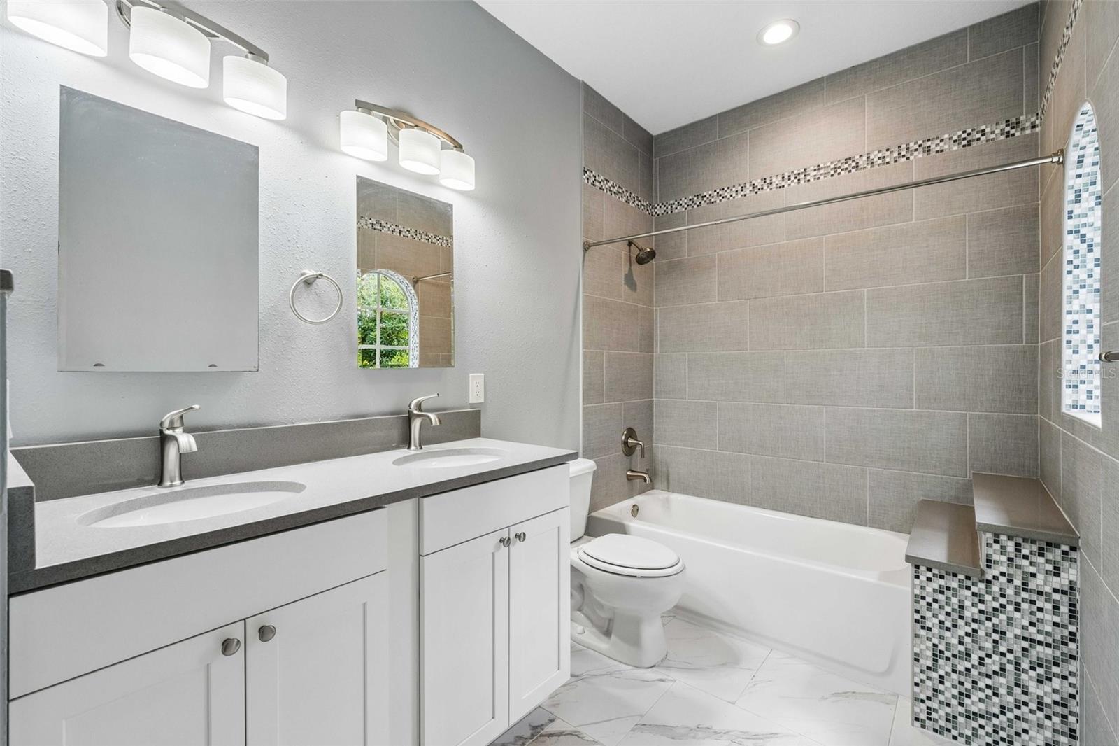 2613 ESPANA CT, TAMPA, FL — photo 31